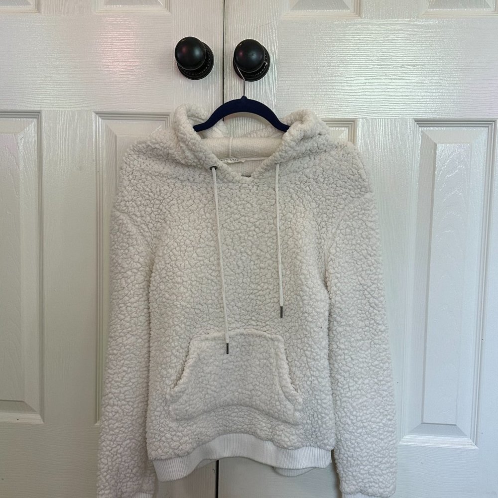 Cream fuzzy soft hoodie - Picture 1 of 2